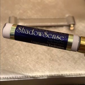 SeneGence ShadowSense Wisper Pink